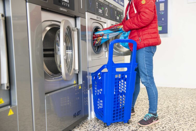 Lavandarias self-service, o negócio que tem na chuva o maior aliado