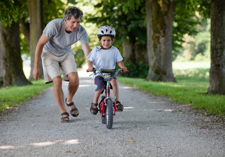 Projecto-piloto ensina crianças de Leiria a andar de bicicleta