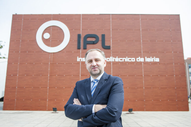 Politécnico lidera consórcio para criar universidade