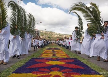 Figurantes para a Semana Santa procuram-se