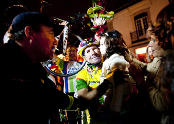 Covid-19: recordista do Guinness Carlos Vieira já não pedalará pela paz na Austrália