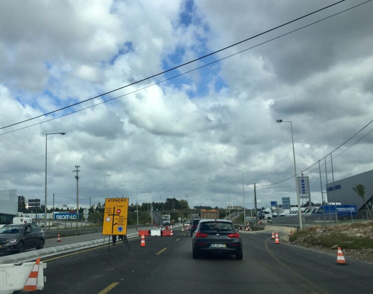 Covid-19: Obras no IC2 suspensas em Leiria