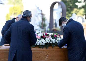 Agentes Funerários explicam os cuidados e como devem ser realizados os funerais em tempo de pandemia