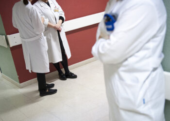 Covid-19: Hospital de Leiria presta apoio emocional a colaboradores
