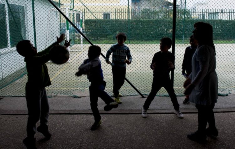 Covid-19: Escolas encerradas a partir de segunda-feira