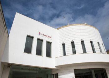 Casa nova de Mário Botas presa na teia da burocracia