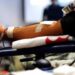 Dadores de sangue precisam-se para travar quebra de reservas