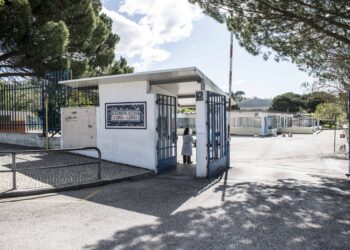 Município de Leiria cria banco de computadores para emprestar aos alunos do concelho