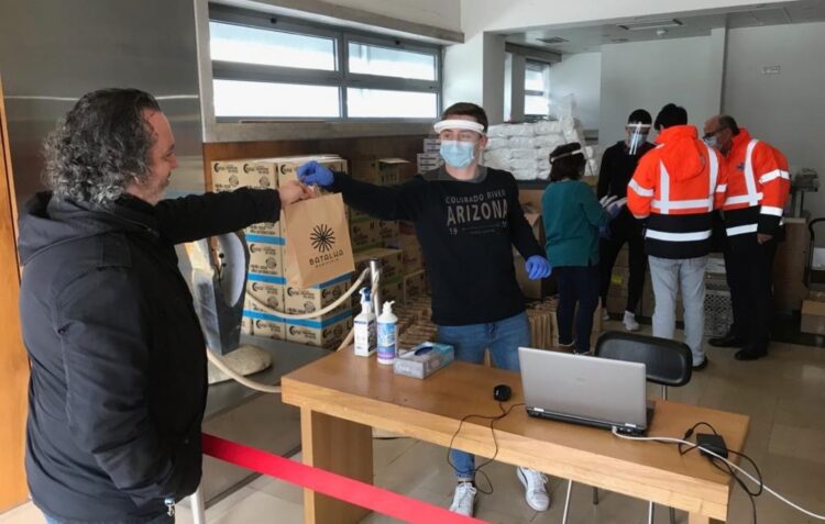 Covid-19: Batalha distribui máscaras a 8 mil habitantes do concelho