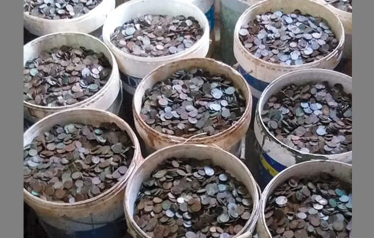 Grutas de Mira de Aire oferecem 1000 quilos de moedas aos bombeiros