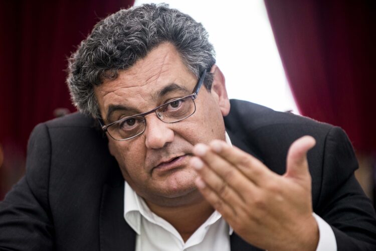 Município de Alcobaça manda encerrar supermercado Modelo (Actualizada)