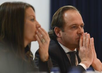 Câmara de Pombal: “Incumprimento” diz o presidente; “Motivações pessoais”, responde a vereadora e a oposição