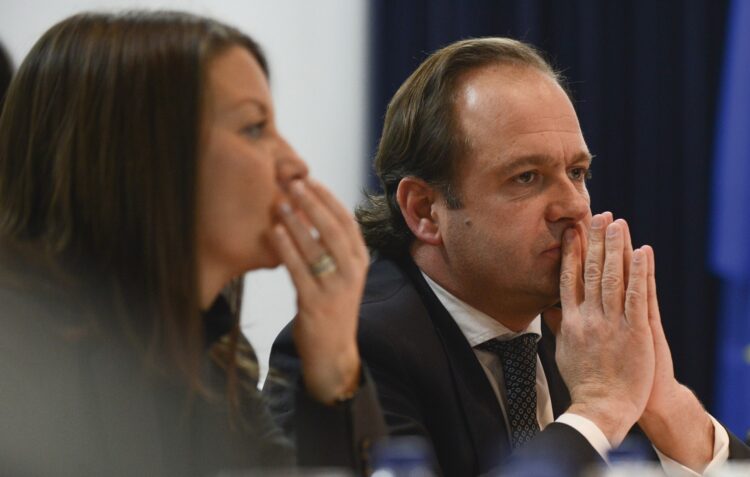 Câmara de Pombal: “Incumprimento” diz o presidente; “Motivações pessoais”, responde a vereadora e a oposição