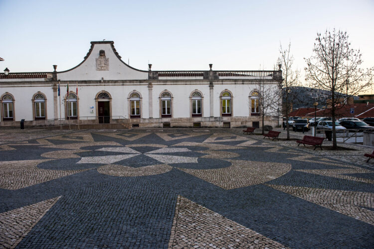 Porto de Mós cria Gabinete de Apoio às Empresas e Negócios