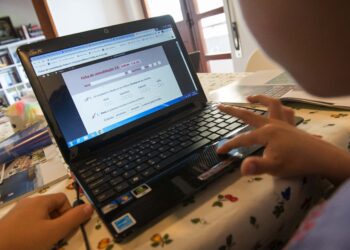 Pandemia obriga professores a reinventarem-se