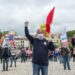 1.º de Maio, o dia da luta contra as distâncias sociais celebrado mantendo a distância social