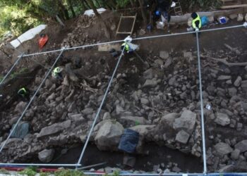 Obras no Castelo de Leiria revelam vestígios de muralha com 3000 anos