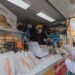 Chef Chakall cozinha hambúrgueres para os profissionais do Hospital de Leiria