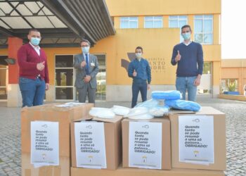 Árbitros oferecem equipamento de protecção individual aos profissionais do Centro Hospitalar de Leiria