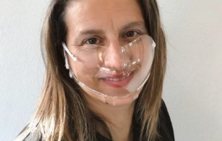RKP Moldes criou máscara transparente em policarbonato