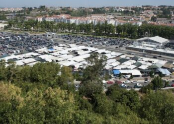 Feira de Levante reabre terça-feira em Leiria com lotação máxima de 1000 clientes