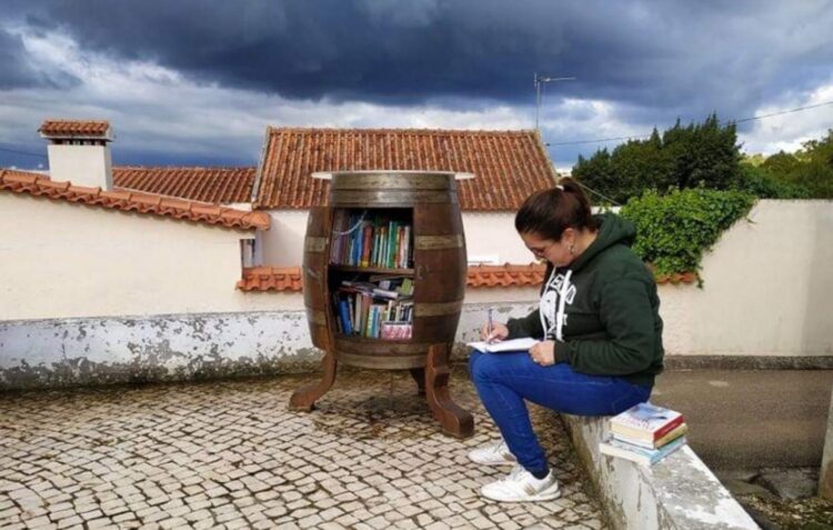 Projecto “Pequenas Bibliotecas Livres” recebe prémio internacional