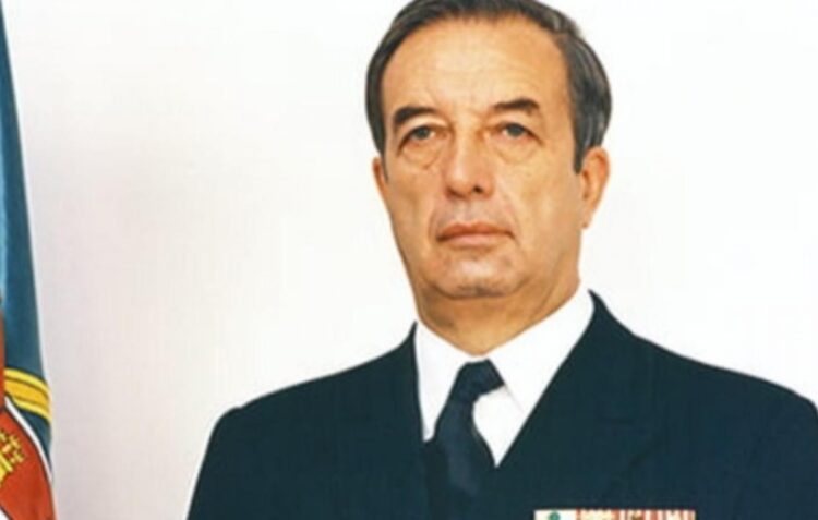 Morreu o almirante Vieira Matias, antigo chefe do Estado-Maior da Armada