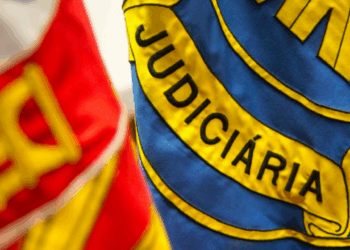 Judiciária detém homem por homicídio do padrasto e furto, em Caldas da Rainha