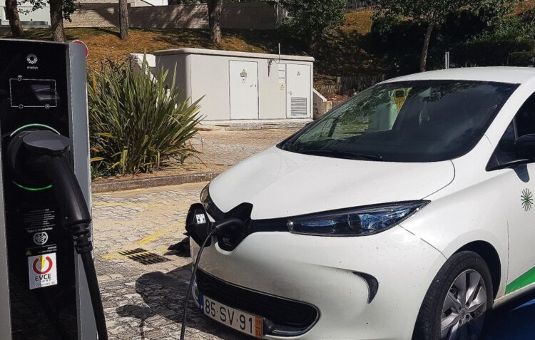 Batalha melhora carregamento de eléctricos