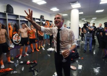 Shakhtar Donetsk, de Luís Castro, campeão na Ucrânia
