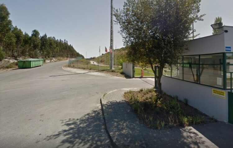 Lixo de Itália vem para a Resilei, em Leiria, dizem moradores do Picheleiro