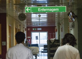 ESSLei dinamiza tertúlia “Enfermagem do Trabalho” em ambiente online