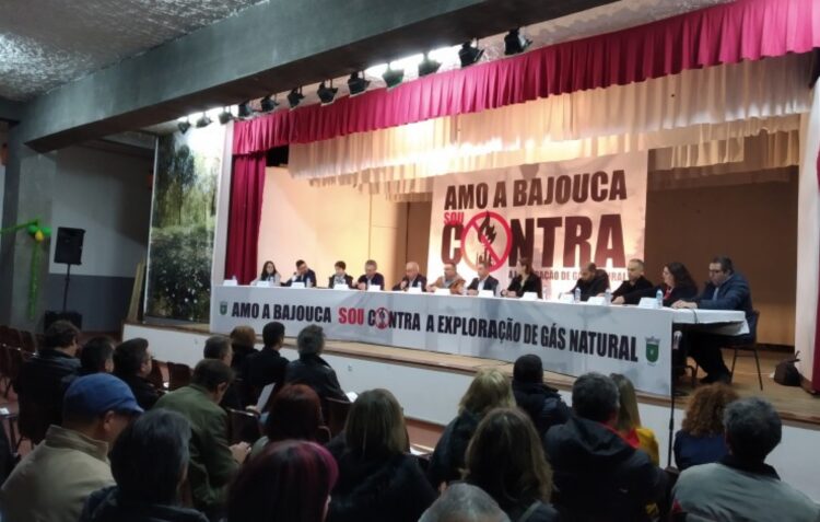 PCP, BE e Verdes quiseram travar prospecção de gás e petróleo no distrito de Leiria, Assembleia da República chumbou