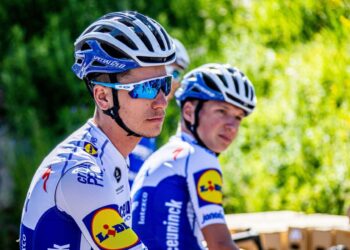 João Almeida em segundo na primeira etapa da Volta a Burgos
