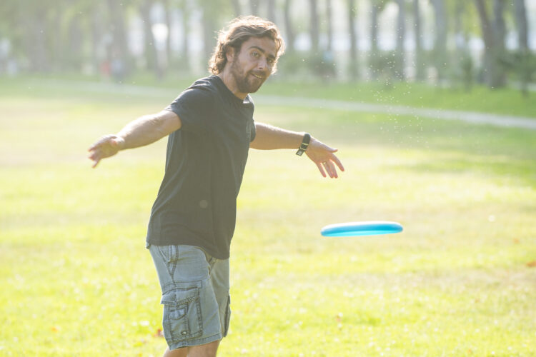 Frisbee é leccionado pelo planeta com livro de professor de Leiria