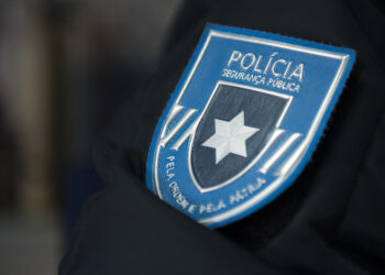 PSP de Peniche detém jovem suspeito de roubo