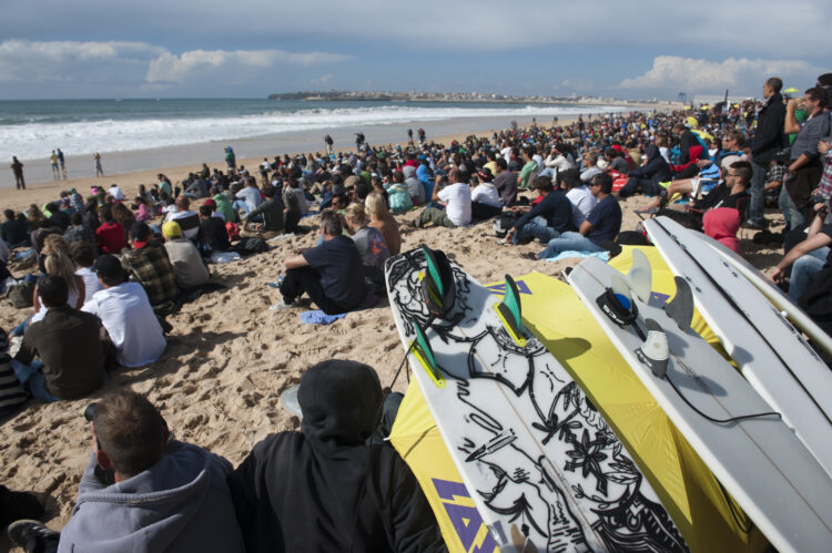 Circuito mundial de surf cancelado. Peniche vai receber prova de exibição