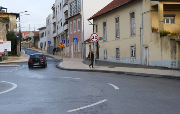 Rua dos Mártires, em Leiria, com alterações ao trânsito