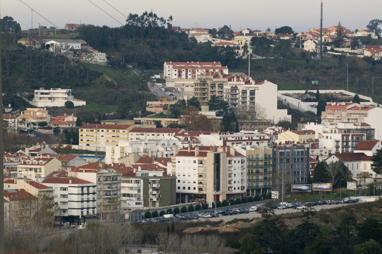 Covid-19: Há mais 8 infectados no distrito e, como ontem, 5 são em Alcobaça