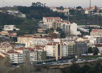 Covid-19: novos recuperados baixam para uma centena o total de casos activos no distrito de Leiria