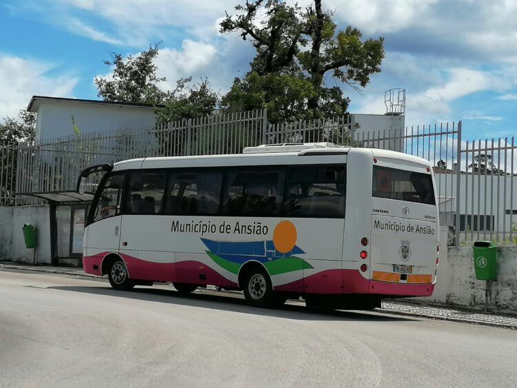 Ansião isenta transportes escolares ao ensino secundário