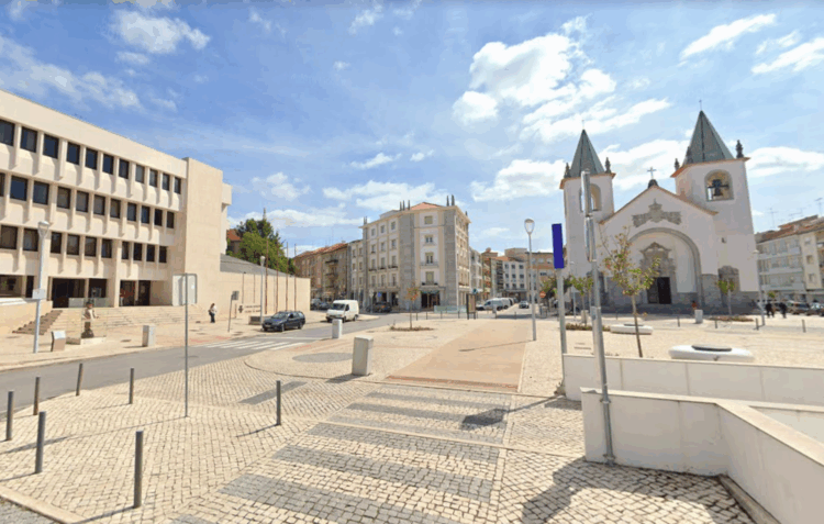 Covid-19 Mais seis casos activos em Alcobaça e Caldas e quatro recuperações em Leiria e Porto de Mós