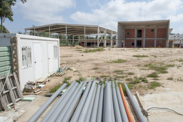 Centro Escolar de Marrazes desbloqueado dois anos depois