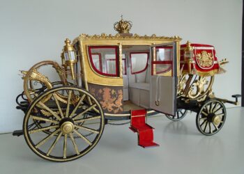 Museu Marquês de Pombal exibe miniaturas de coches inspirados nos do Museu dos Coches