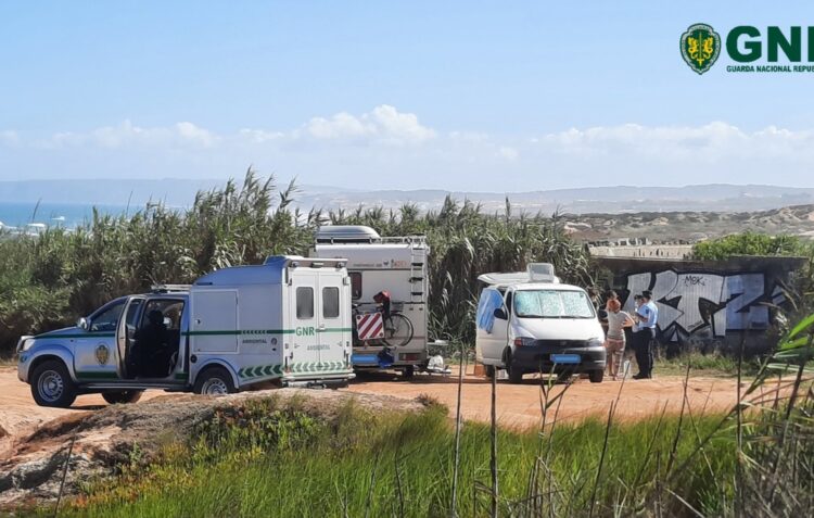 Mais de 20 infracções por campismo e caravanismo ilegais em Peniche