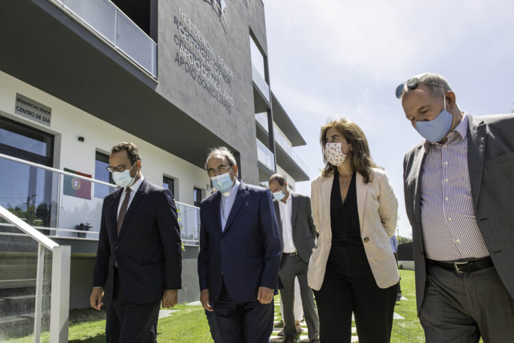 Benzidas novas instalações do Centro Social Paroquial de Regueira de Pontes