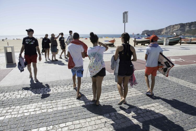Já se pode ir, de novo, a banhos na praia da Nazaré