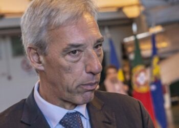 Ministro da Defesa defende estudo nacional sobre necessidade de um aeroporto no centro