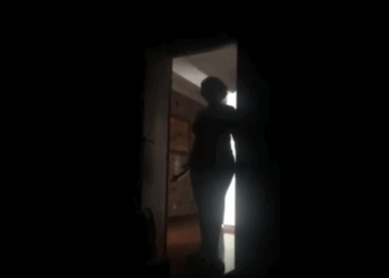 Vídeo de Mónica Oliveira mostra o desespero de alguém a fugir de uma agressão