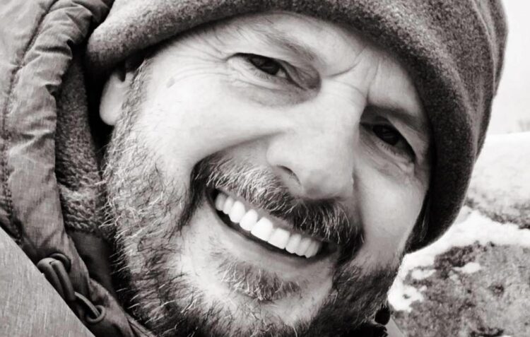 Palavra de Honra | “A ideia de saber que somos seres findáveis confere-nos uma capacidade estranha de sermos egoístas.”